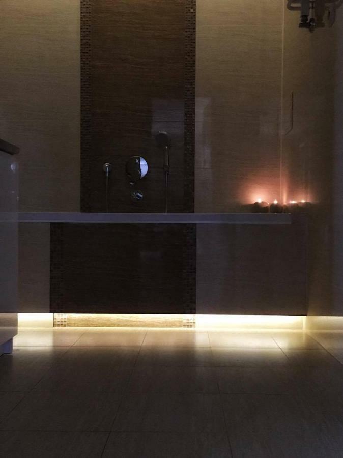 Apartament Apartament Vincent Metro 83 M2 *